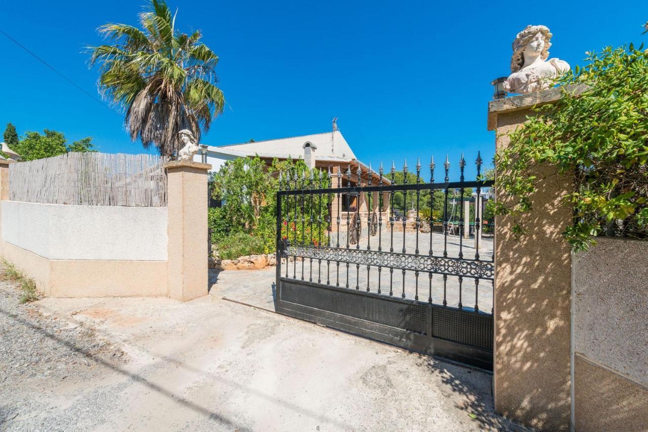 Juana Maria * Cala Murada (Mallorca)
